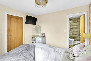 Photo 10- click for photo gallery